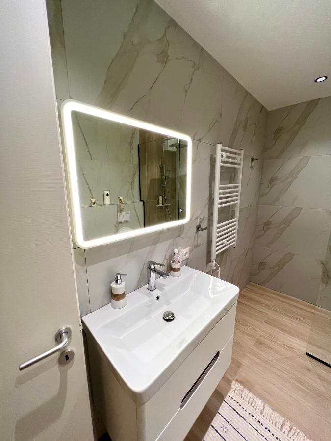 Center Of Tirana - Apartment Ngoại thất bức ảnh