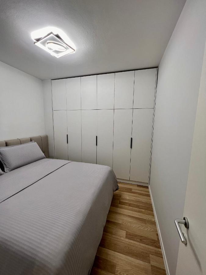 Center Of Tirana - Apartment Ngoại thất bức ảnh